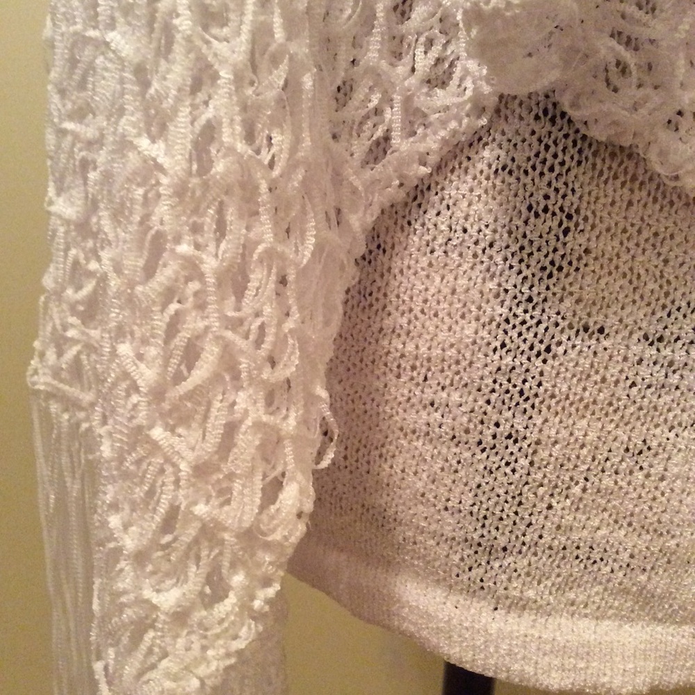 Kokomo poncho-style top - Picture 7 of 8